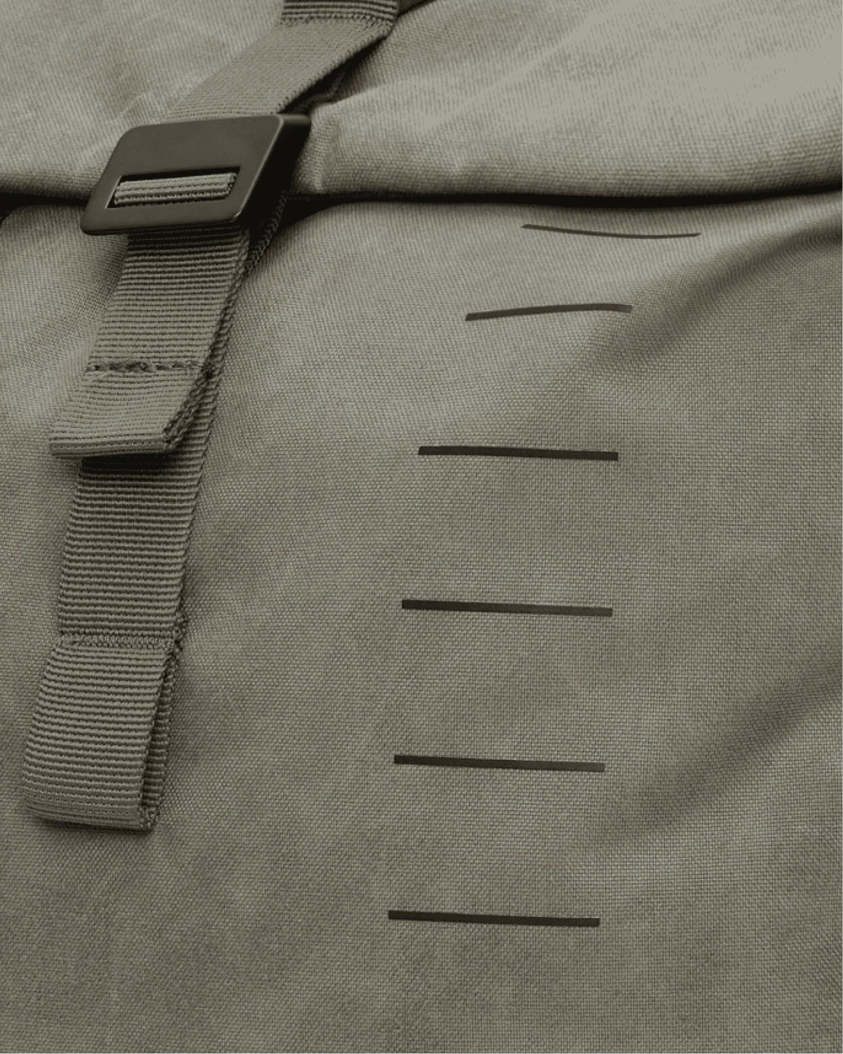Essential Backpack 24L Forest Green - Image 7