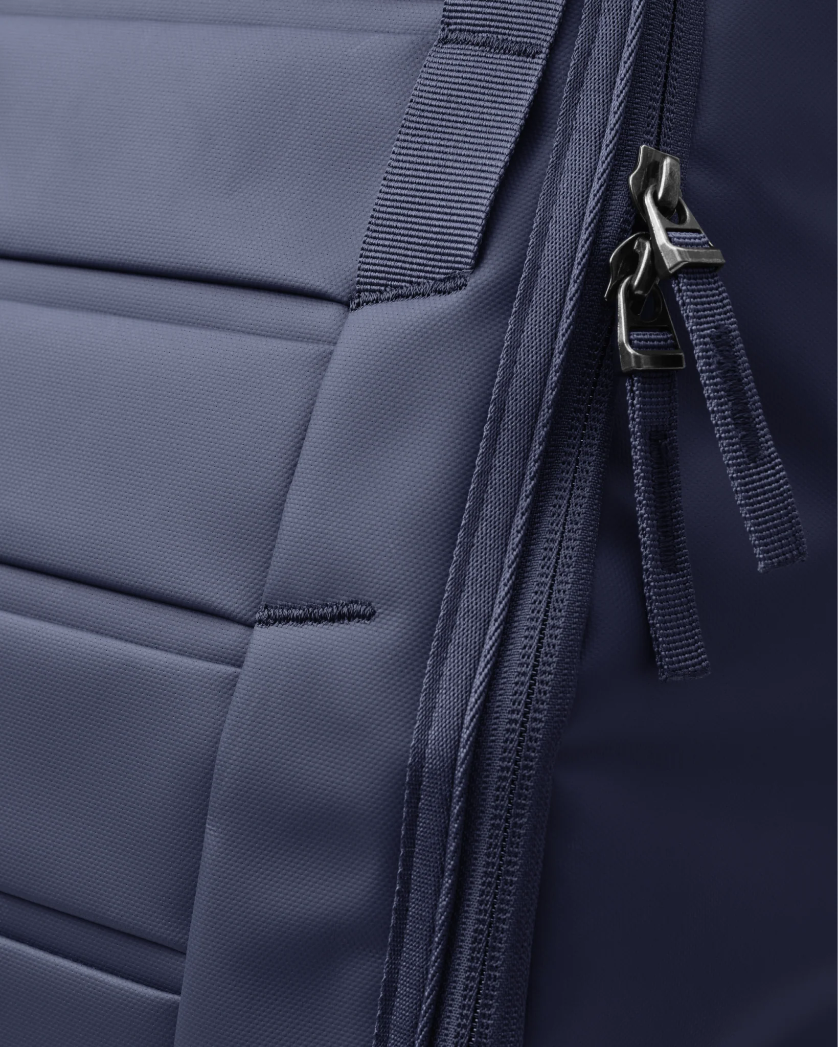 Hugger Backpack 25L Blue Hour - Image 4