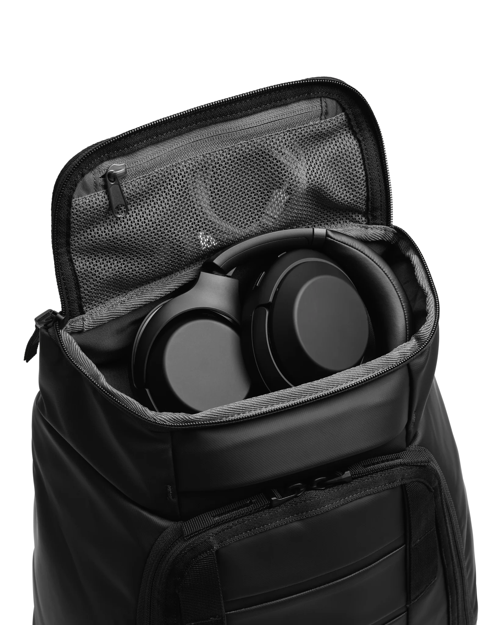 Hugger Backpack 25L Mash Green - Image 9