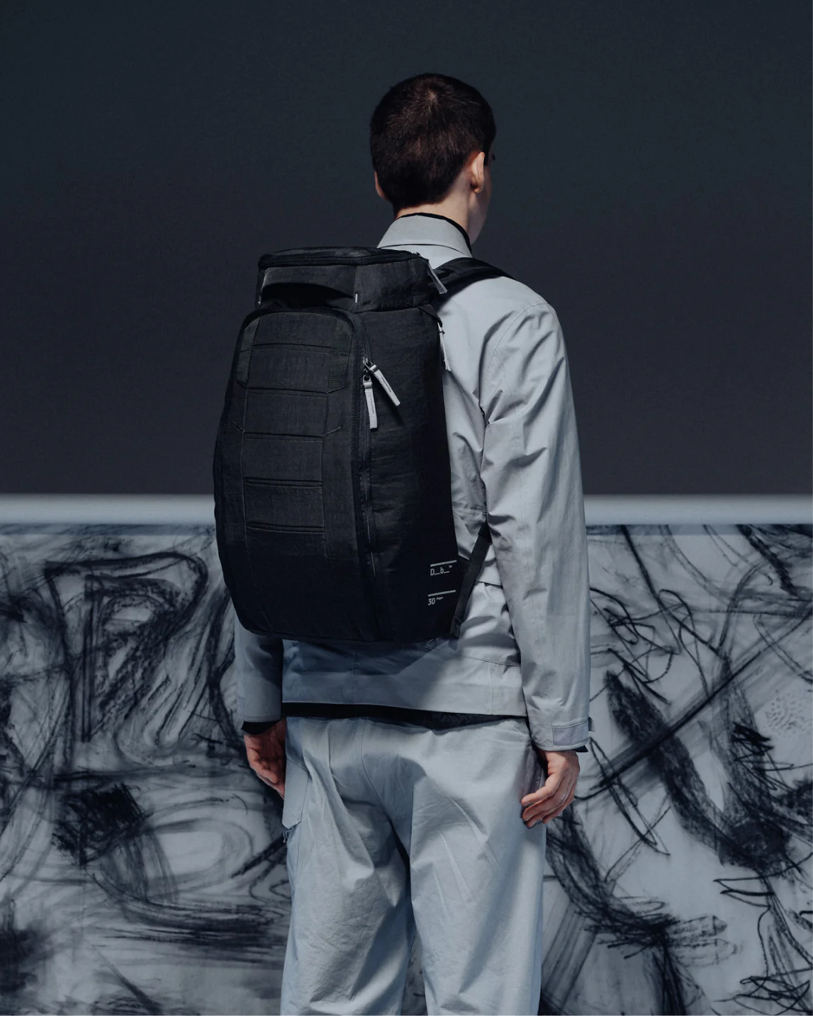 Hugger Backpack 30L Charcoal Grey - Image 2