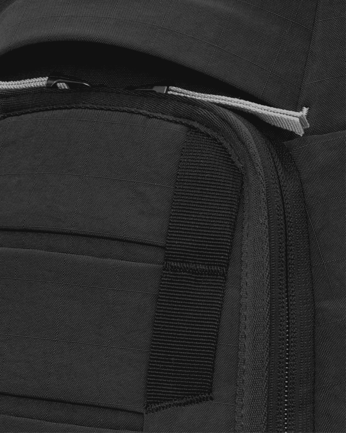 Hugger Backpack 30L Charcoal Grey - Image 5
