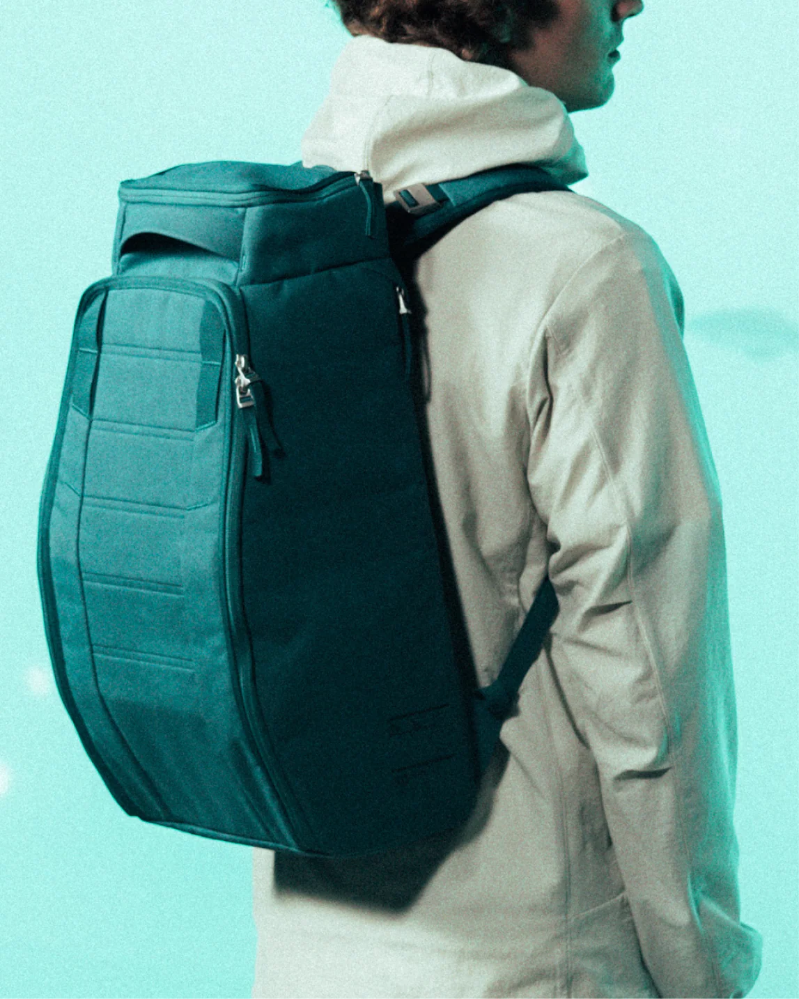 Hugger Backpack 30L Midnight Teal - Image 2