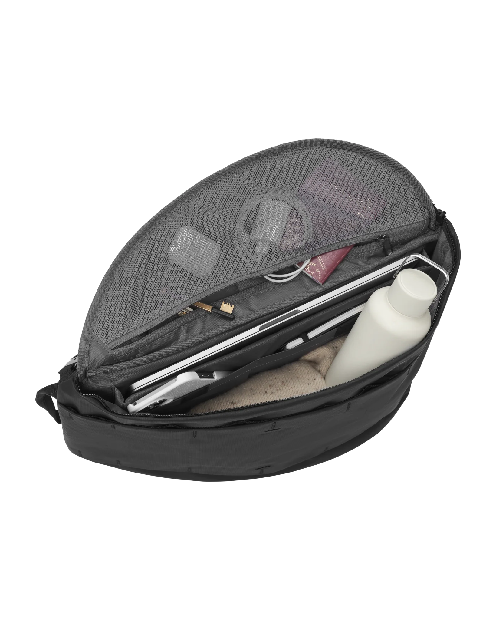 Hugger 1st Generation Base Backpack 15L Glacier Green - Image 5