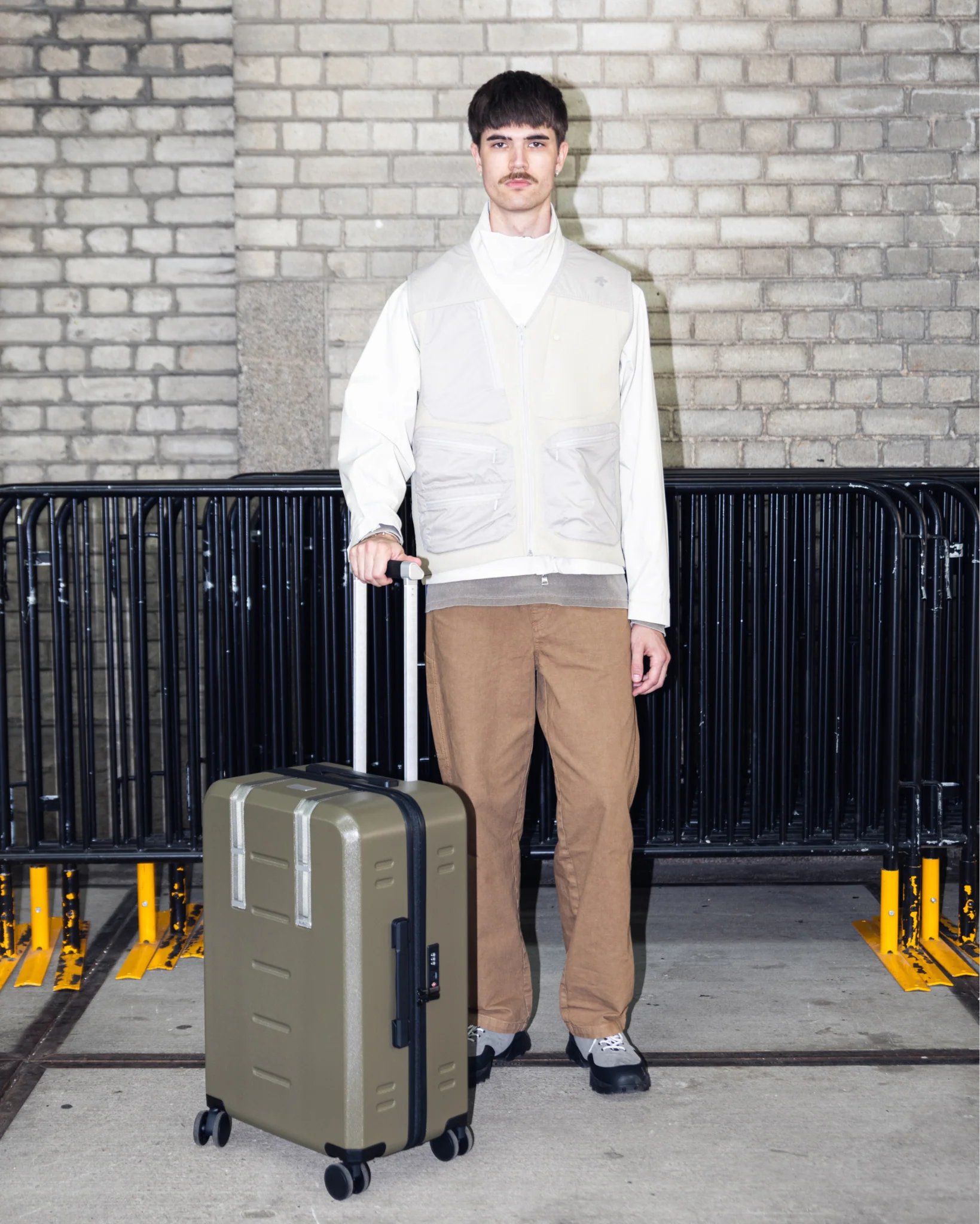 Ramverk Check-in Luggage Medium Forest Green - Image 2