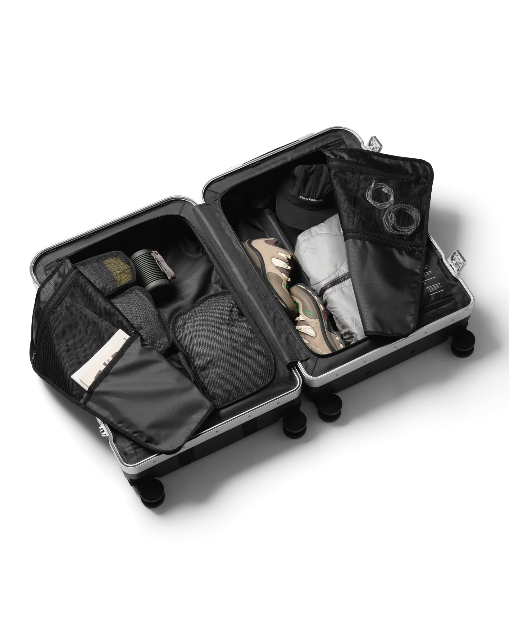 Ramverk Pro Check-in Luggage Large Silver - Image 10