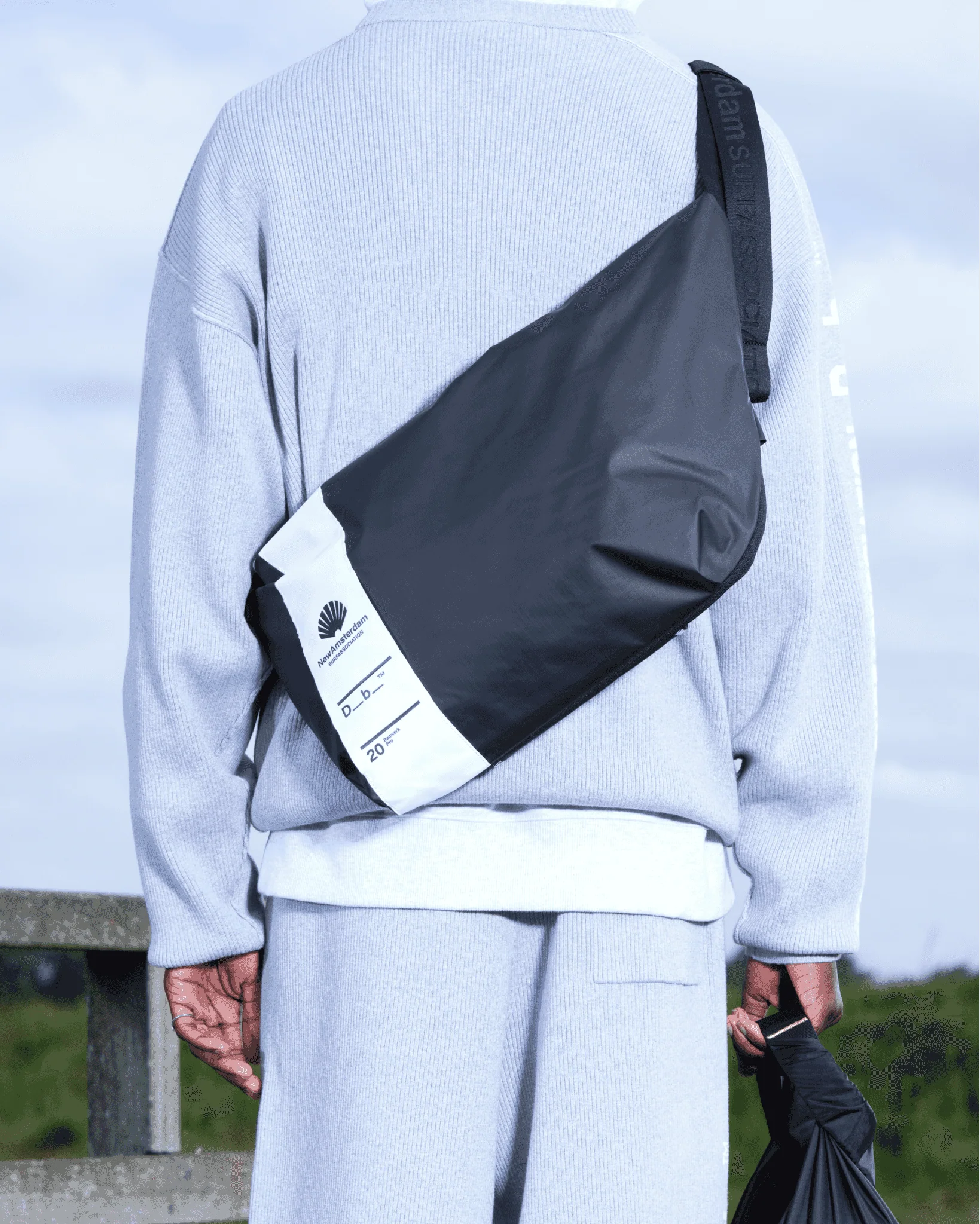 Ramverk Pro Sling Bag 20L Db x New Amsterdam Surf Association - Image 2