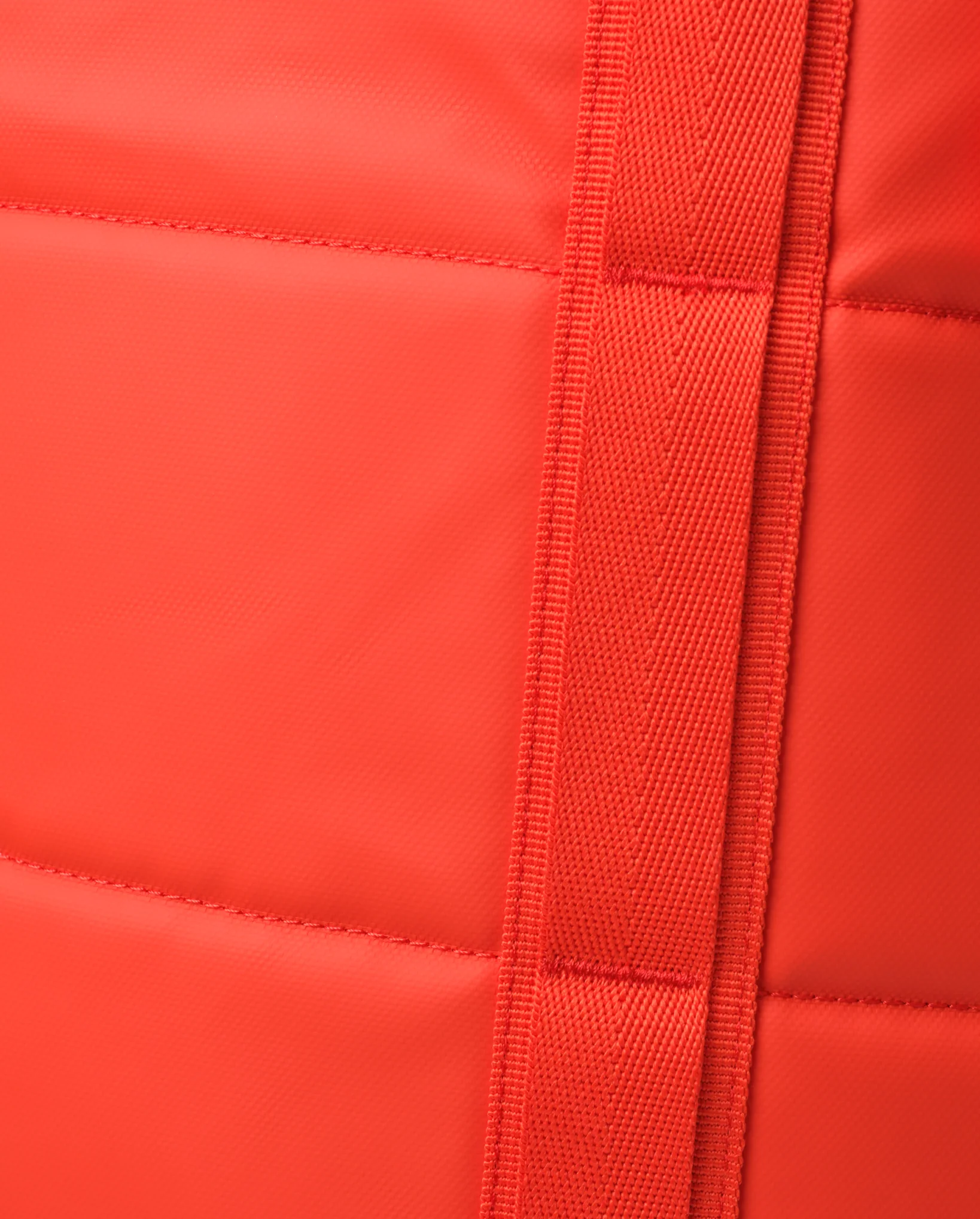 Roamer Duffel Backpack 25L Falu Red - Image 8