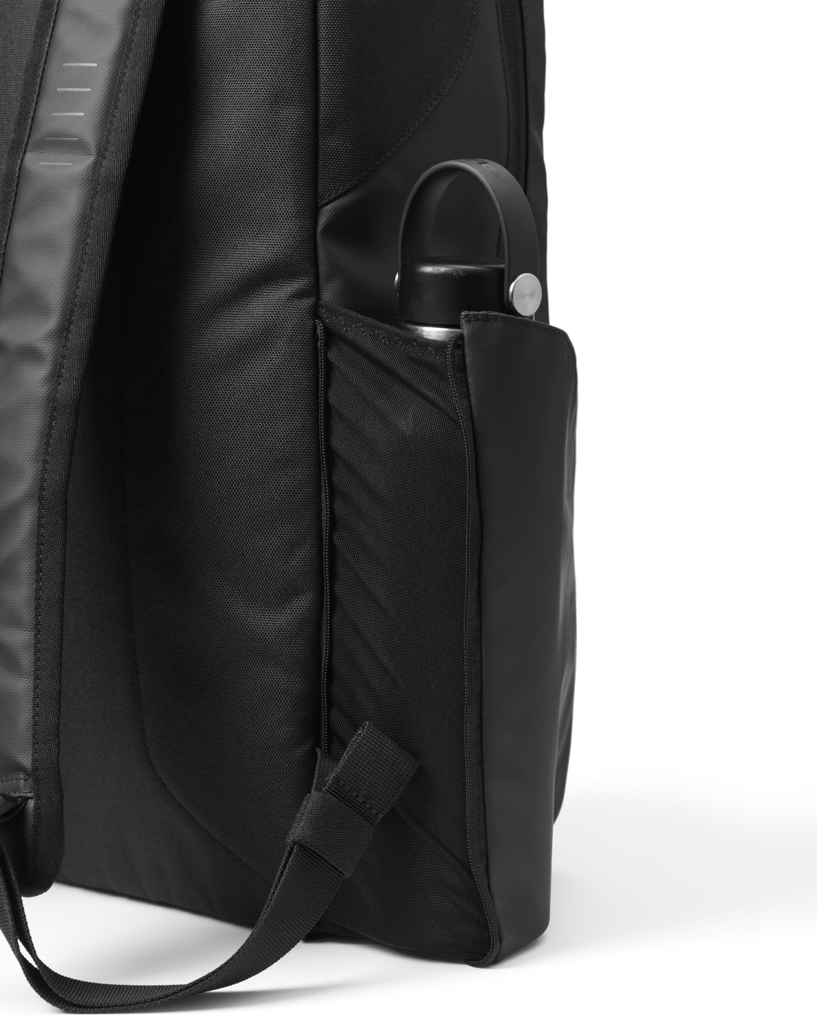 Daypack 20L Black Out - Image 7