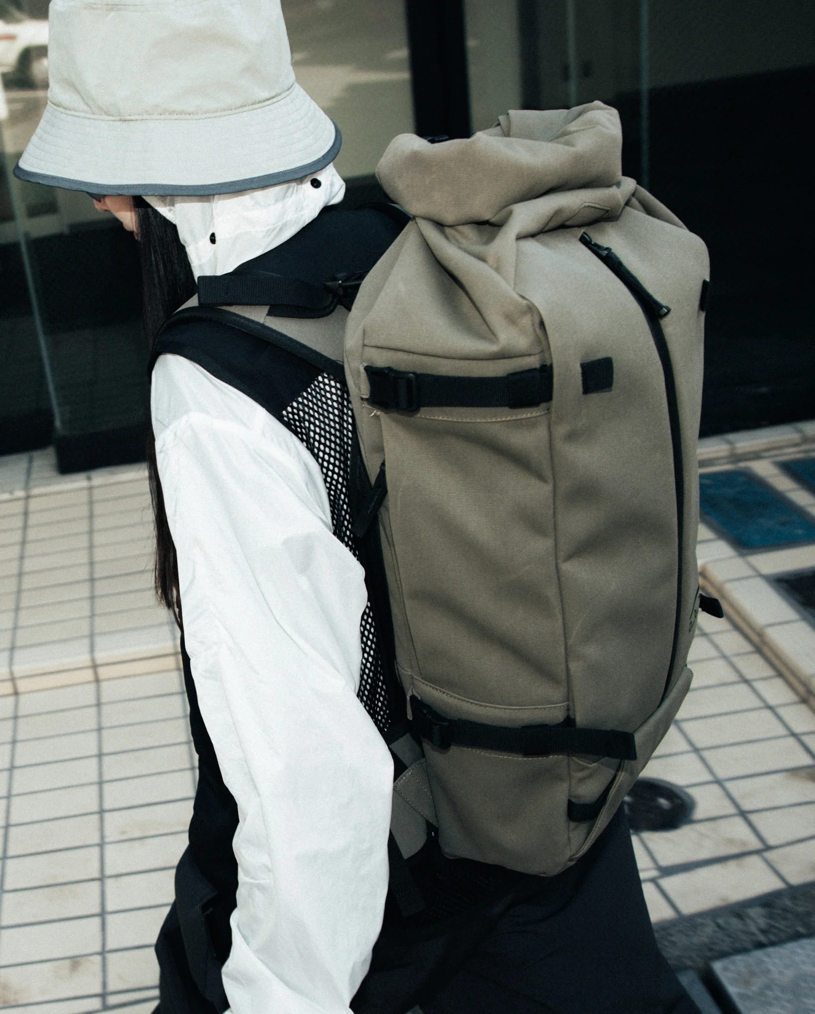 Snow Pro Backpack 25L Mash Green - Image 2