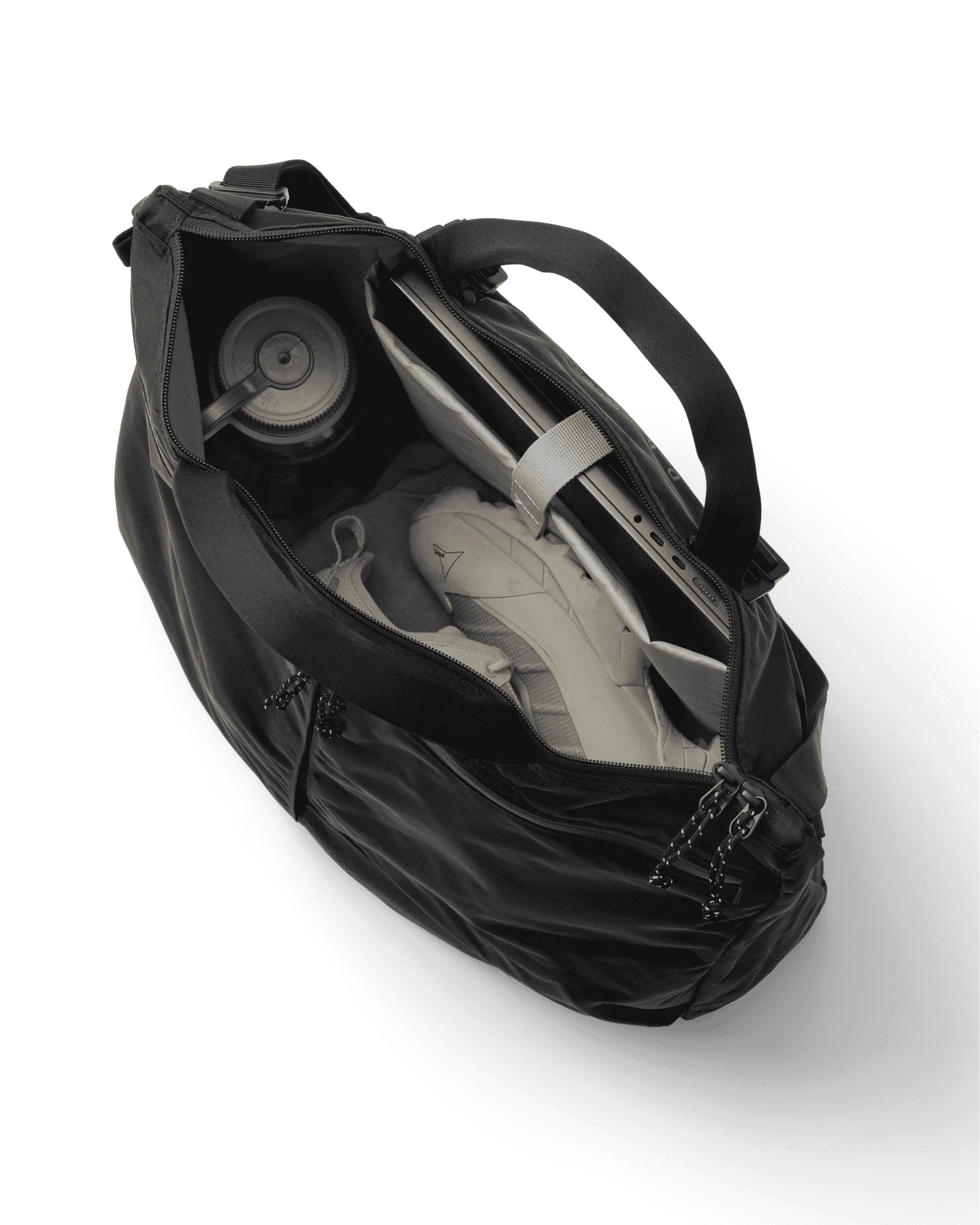 Utility Tote 32L Black Out - Image 6